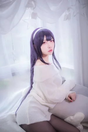 二佐Nisa《霞之丘诗羽学姐毛衣》写真图集 47P｜在线预览与图包下载