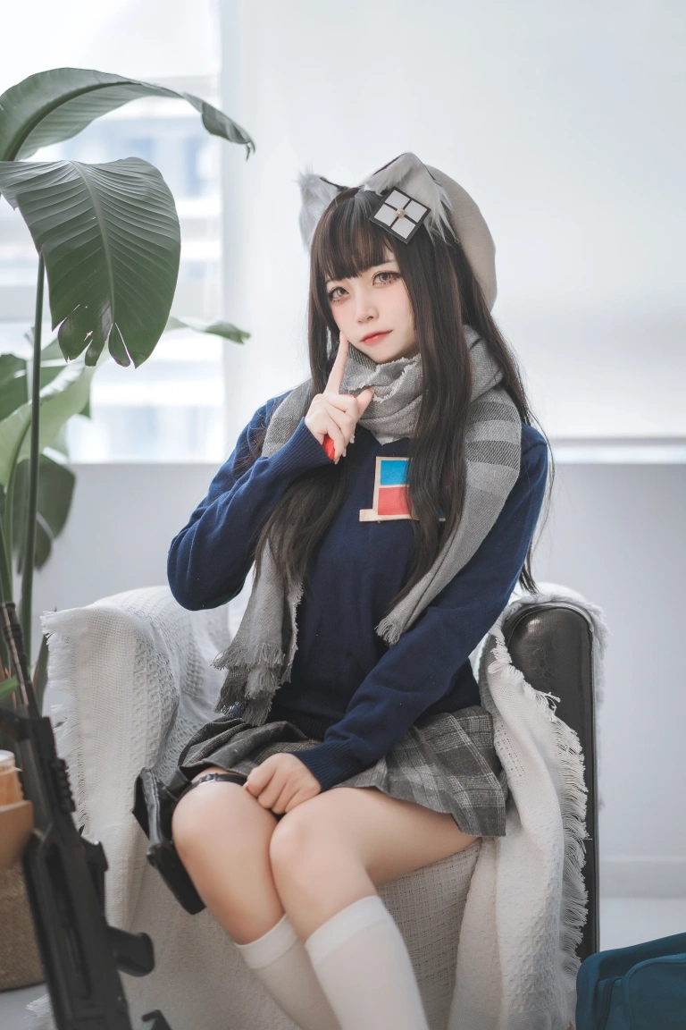 二佐Nisa《2020.11月铁粉福利 少前95式JK》写真图集 13P｜在线预览与图包下载