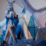 二佐Nisa《2020.12月铁粉福利 碧蓝信浓礼服》写真图集 12P｜在线预览与图包下载