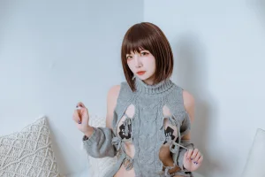二佐Nisa《私房洞洞毛衣》写真图集 66P+2V｜在线预览与图包下载