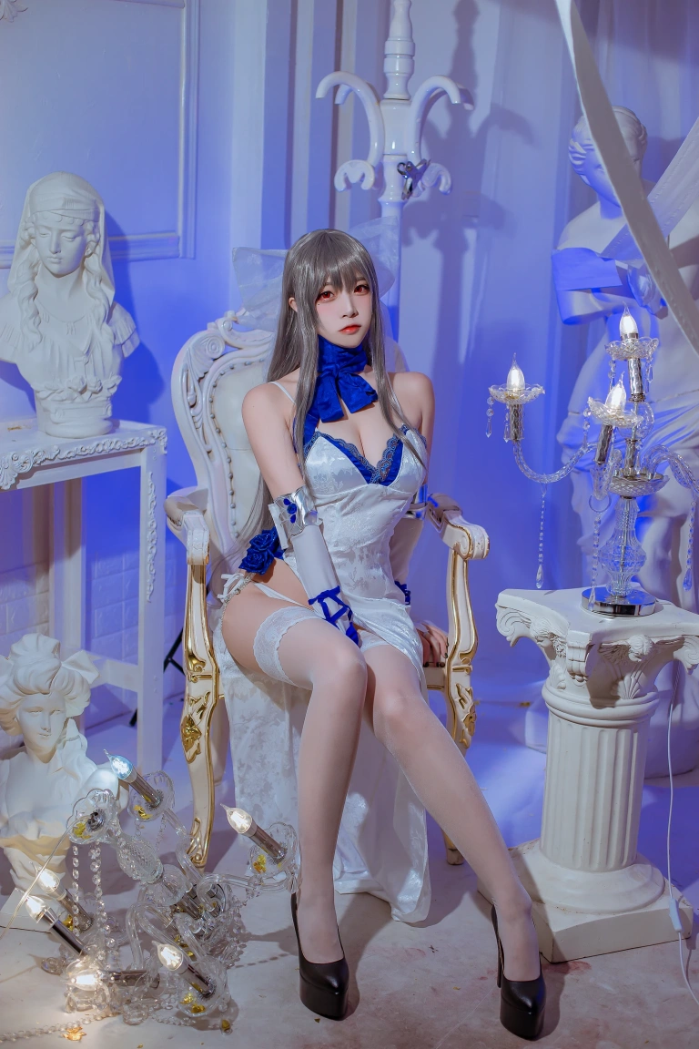 二佐Nisa《碧蓝航线 路易九礼服》写真图集 29P｜在线预览与图包下载