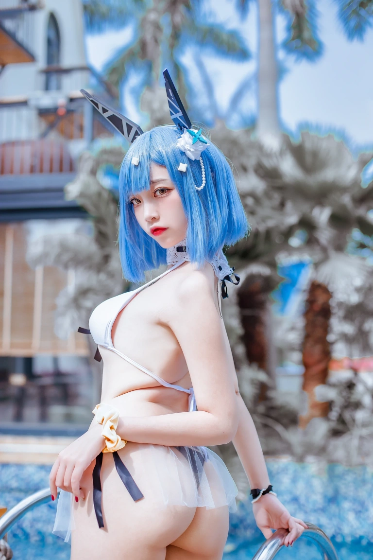 二佐Nisa《碧蓝航线 加斯科涅》写真图集 20P｜在线预览与图包下载