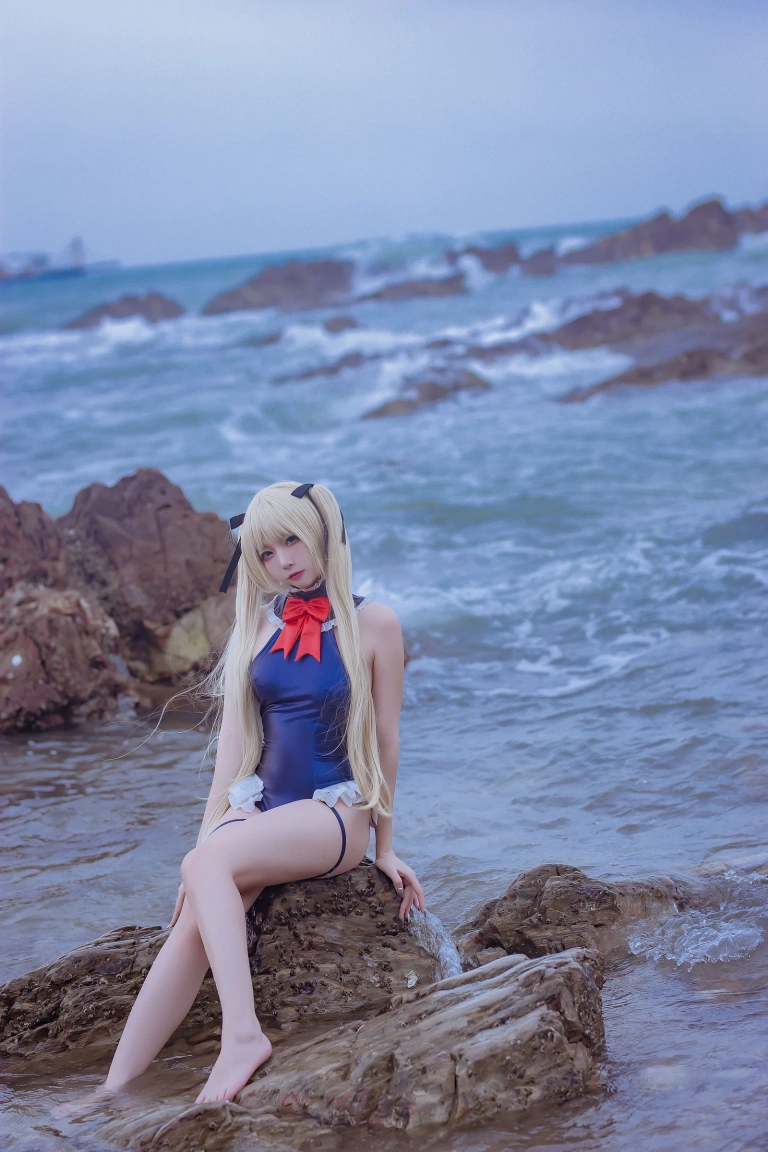二佐Nisa《碧蓝航线 玛丽罗斯泳装》写真图集 13P｜在线预览与图包下载