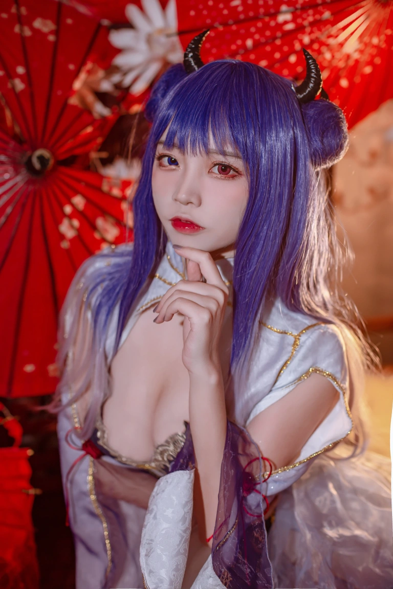 二佐Nisa《碧蓝航线 伊吹旗袍》写真图集 29P｜在线预览与图包下载