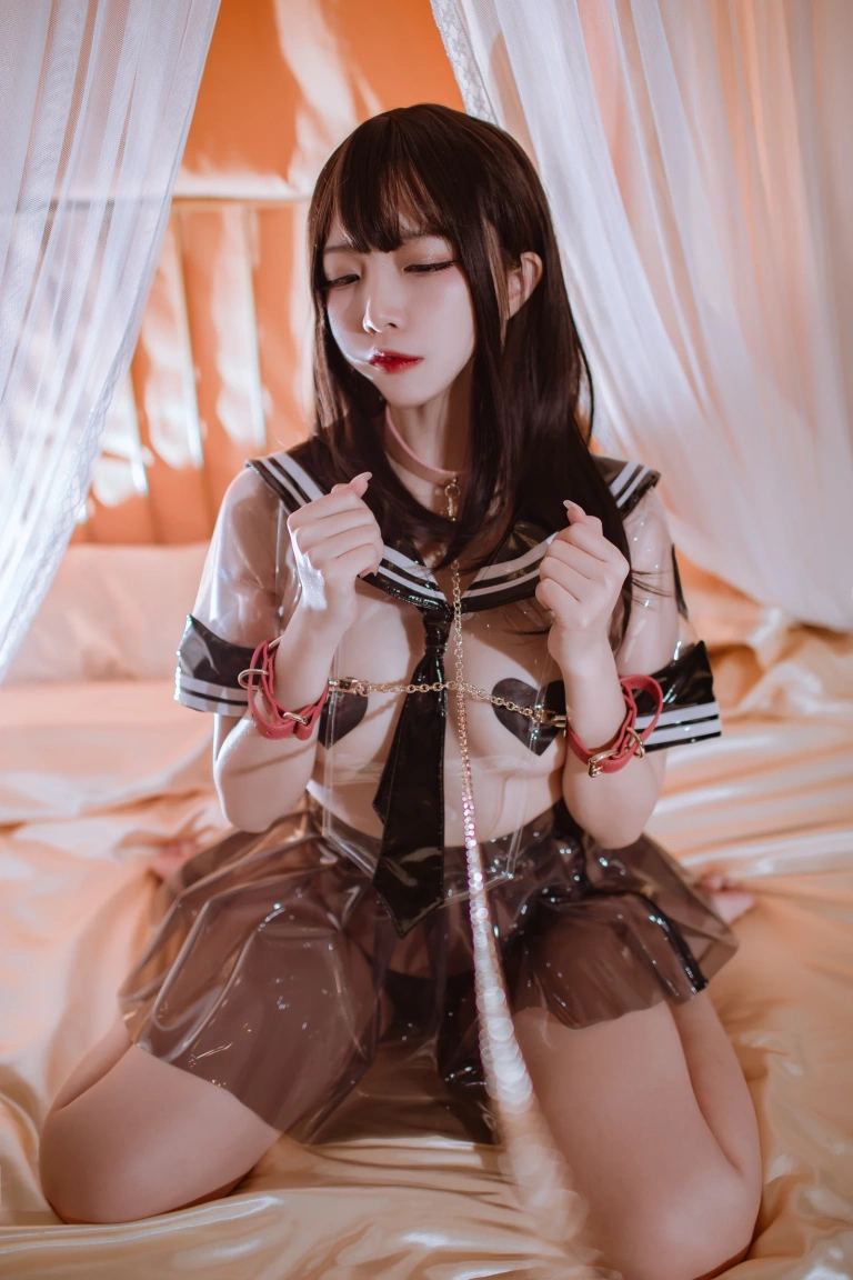 二佐Nisa《私房透明JK》写真图集 40P｜在线预览与图包下载