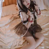 二佐Nisa《私房透明JK》写真图集 40P｜在线预览与图包下载