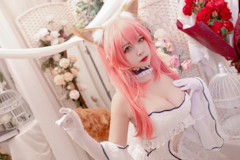 二佐Nisa《Fate玉藻前婚纱》写真图集 9P｜在线预览与图包下载