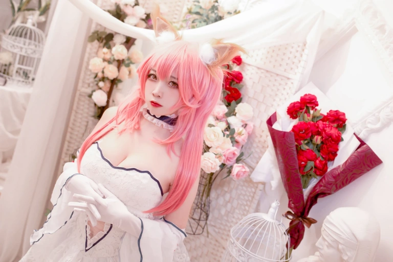 二佐Nisa《Fate玉藻前婚纱》写真图集 9P｜在线预览与图包下载