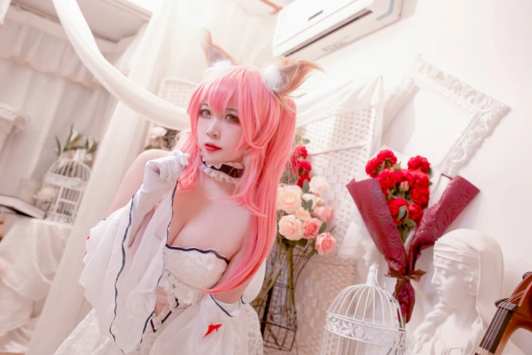 二佐Nisa《Fate玉藻前婚纱》写真图集 9P｜在线预览与图包下载