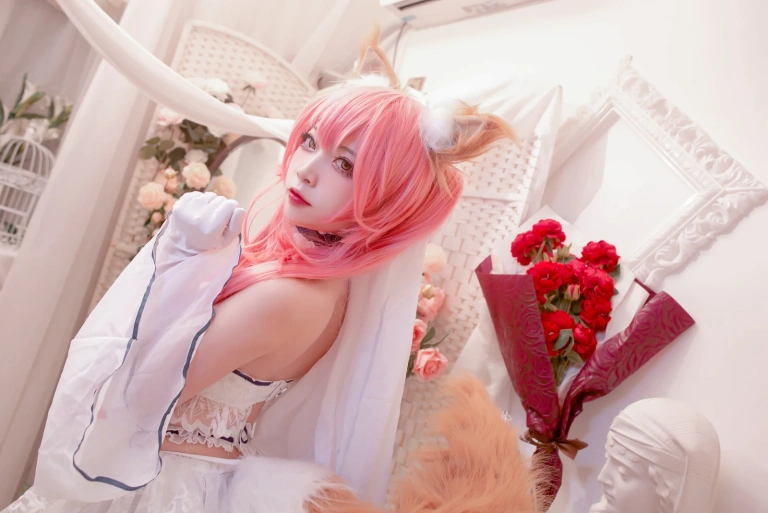 二佐Nisa《Fate玉藻前婚纱》写真图集 9P｜在线预览与图包下载