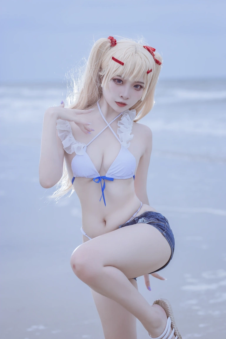 二佐Nisa《碧蓝 苏塞克斯泳装》写真图集 20P｜在线预览与图包下载