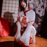 二佐Nisa《私房巫女》写真图集 37P｜在线预览与图包下载