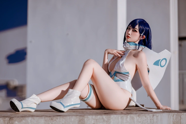二佐Nisa《战斗服》写真图集 18P｜在线预览与图包下载