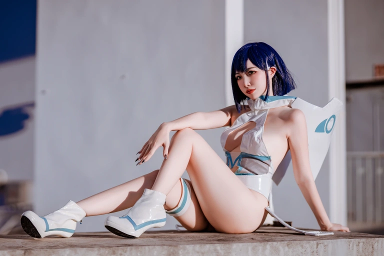 二佐Nisa《战斗服》写真图集 18P｜在线预览与图包下载