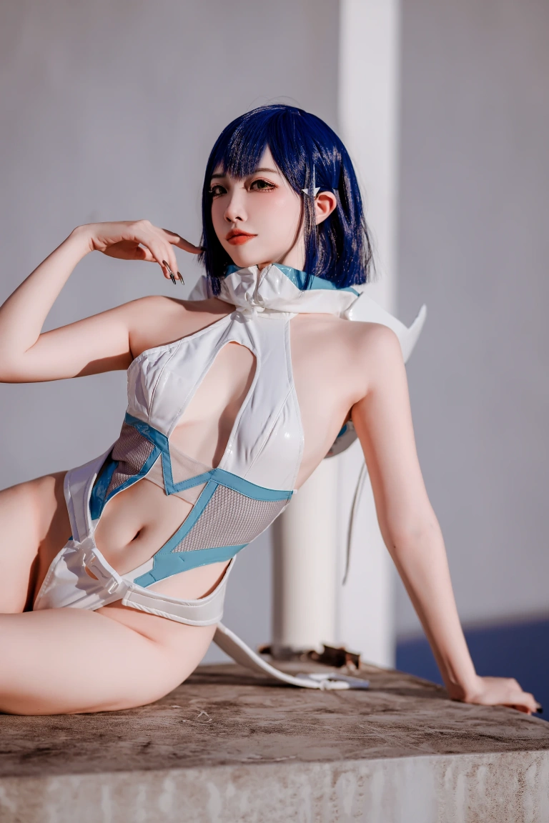 二佐Nisa《战斗服》写真图集 18P｜在线预览与图包下载