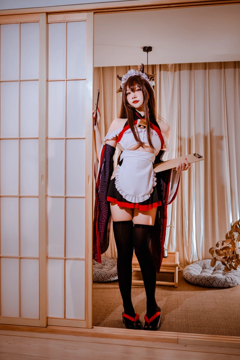 二佐Nisa《碧蓝樫野女仆》写真图集 33P｜在线预览与图包下载