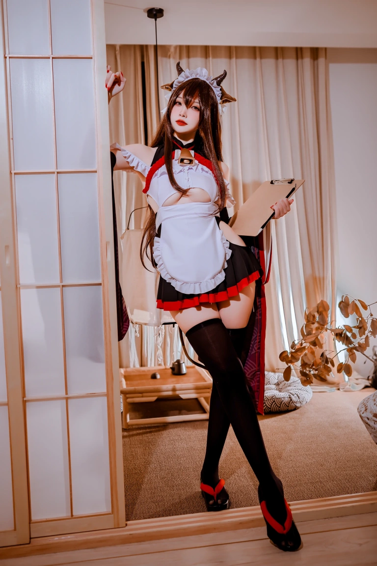 二佐Nisa《碧蓝樫野女仆》写真图集 33P｜在线预览与图包下载