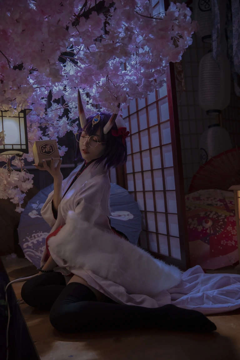 二佐Nisa《FATE酒吞冬祭》写真图集 15P｜在线预览与图包下载