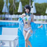 二佐Nisa《泰拉夏日纪事 明日方舟 羽毛笔泳装》写真图集 25P｜在线预览与图包下载