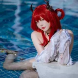 二佐Nisa《泰拉夏日纪事 明日方舟 史尔特尔泳装》写真图集 40P｜在线预览与图包下载