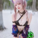 二佐Nisa《泰拉夏日纪事 明日方舟 佐佐林雨霞》写真图集 45P｜在线预览与图包下载