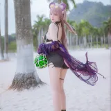 二佐Nisa《泰拉夏日纪事 明日方舟 佐佐林雨霞》写真图集 45P｜在线预览与图包下载