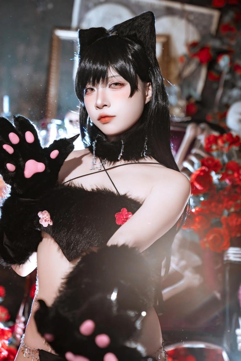 二佐Nisa《碧蓝航线 爱宕万圣节》写真图集 28P｜在线预览与图包下载