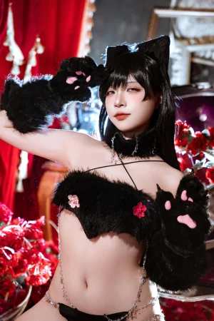 二佐Nisa《碧蓝航线 爱宕万圣节》写真图集 28P｜在线预览与图包下载