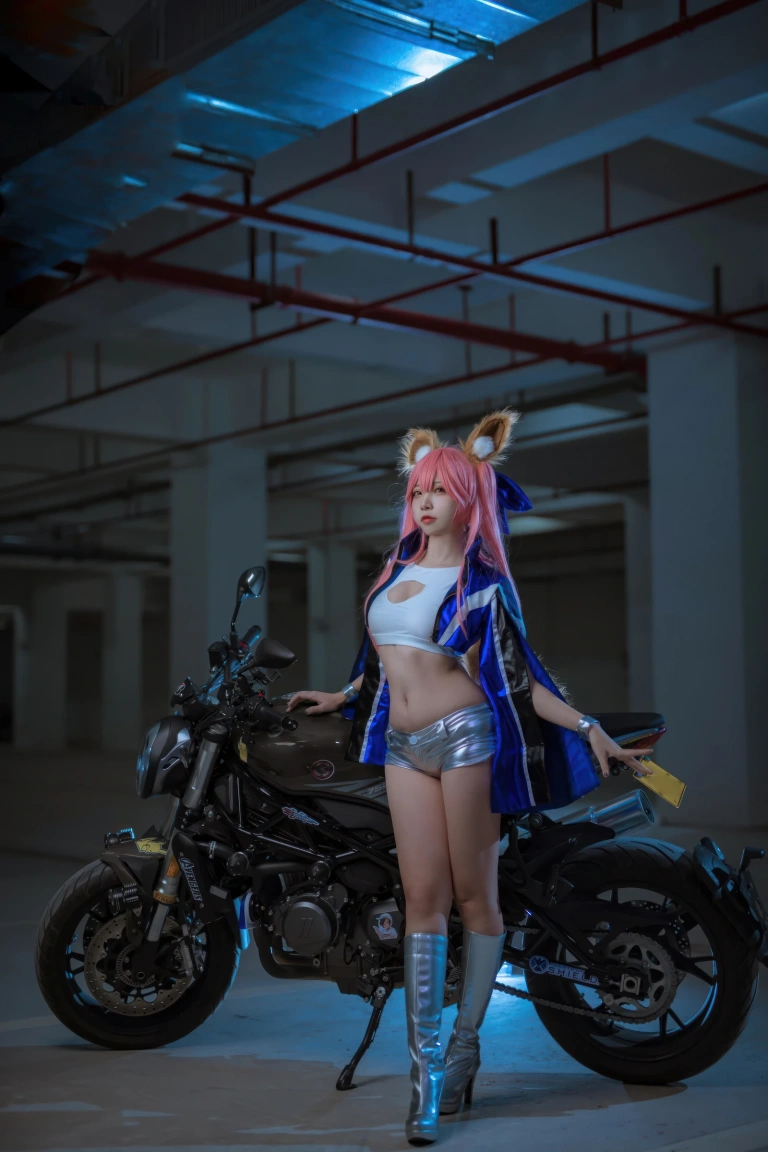 二佐Nisa《FGO 玉藻前赛车服》写真图集 30P｜在线预览与图包下载