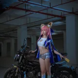 二佐Nisa《FGO 玉藻前赛车服》写真图集 30P｜在线预览与图包下载