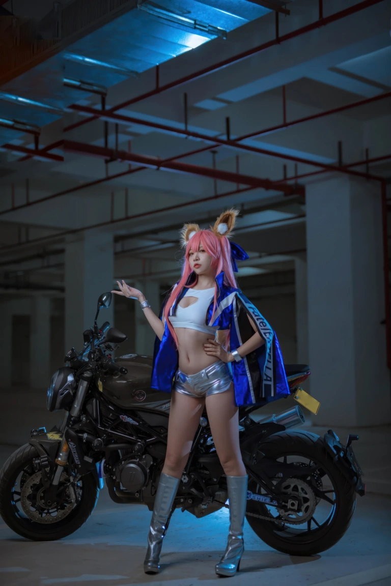 二佐Nisa《FGO 玉藻前赛车服》写真图集 30P｜在线预览与图包下载