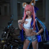 二佐Nisa《FGO 玉藻前赛车服》写真图集 30P｜在线预览与图包下载