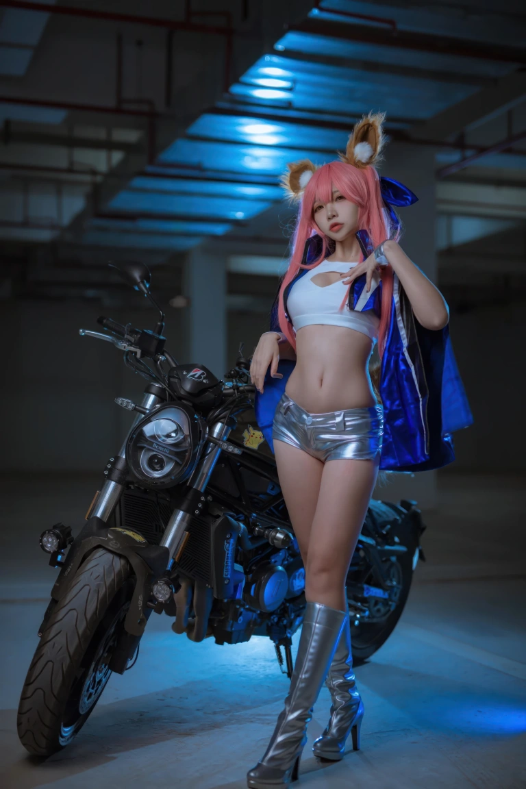二佐Nisa《FGO 玉藻前赛车服》写真图集 30P｜在线预览与图包下载