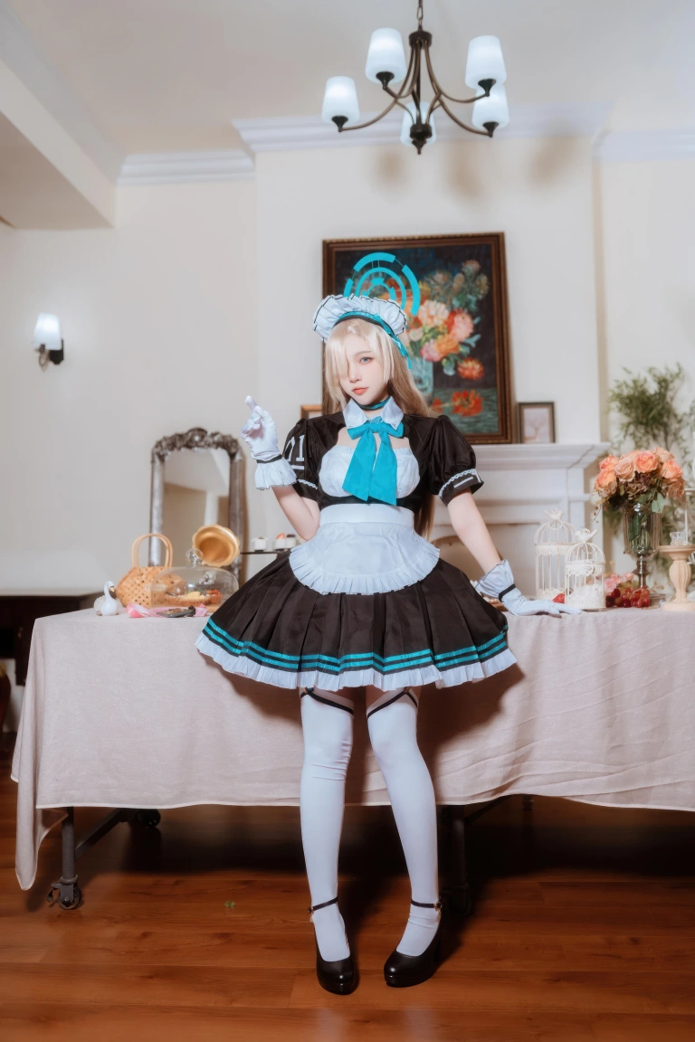 二佐Nisa《蔚蓝档案 明日奈女仆》写真图集 30P｜在线预览与图包下载