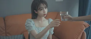 杏仁曲奇《我的表姐》写真图集 102P｜在线预览与图包下载