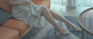 杏仁曲奇《我的表姐》写真图集 102P｜在线预览与图包下载