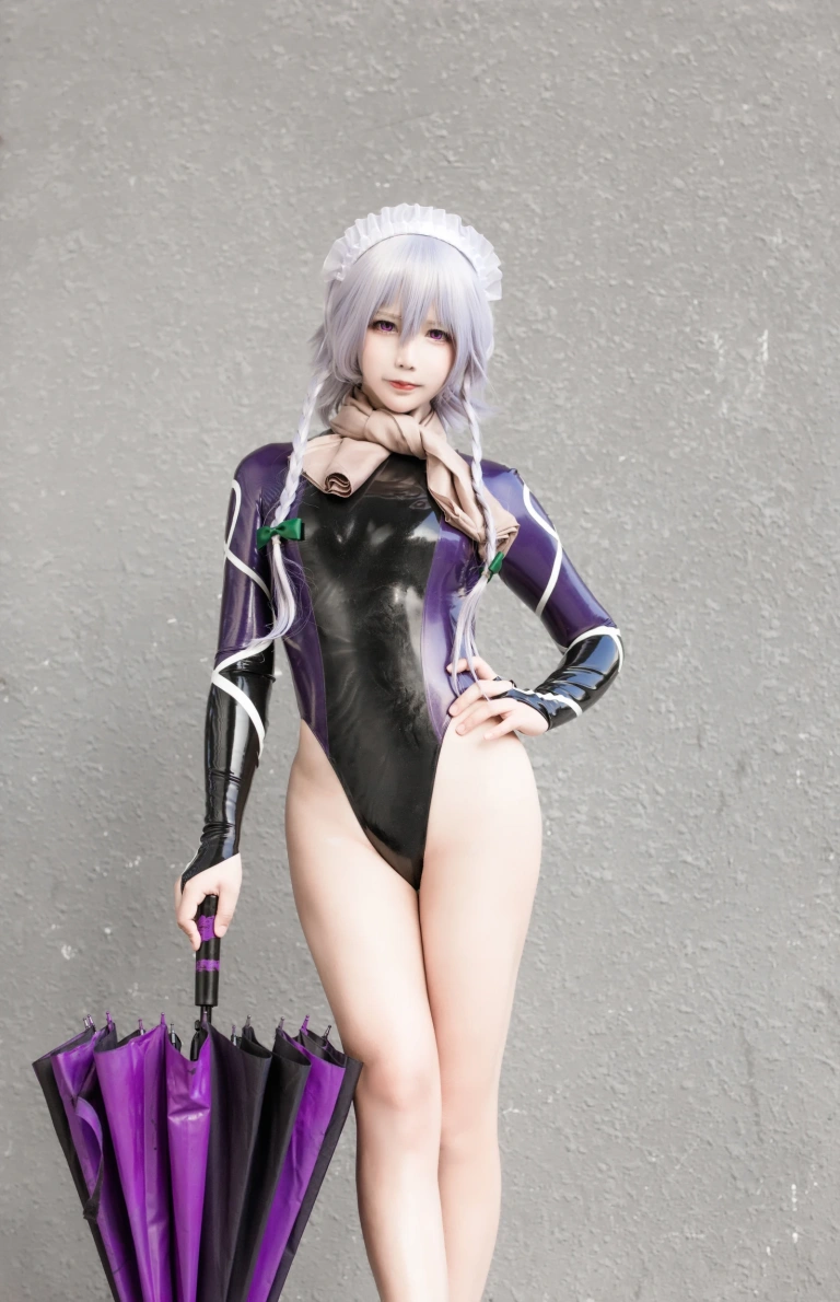 抱走莫子《胶衣》写真图集 11P｜在线预览与图包下载