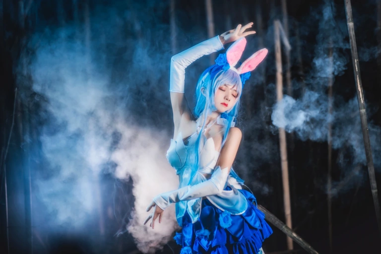 桜桃喵《花间舞》写真图集 13P｜在线预览与图包下载