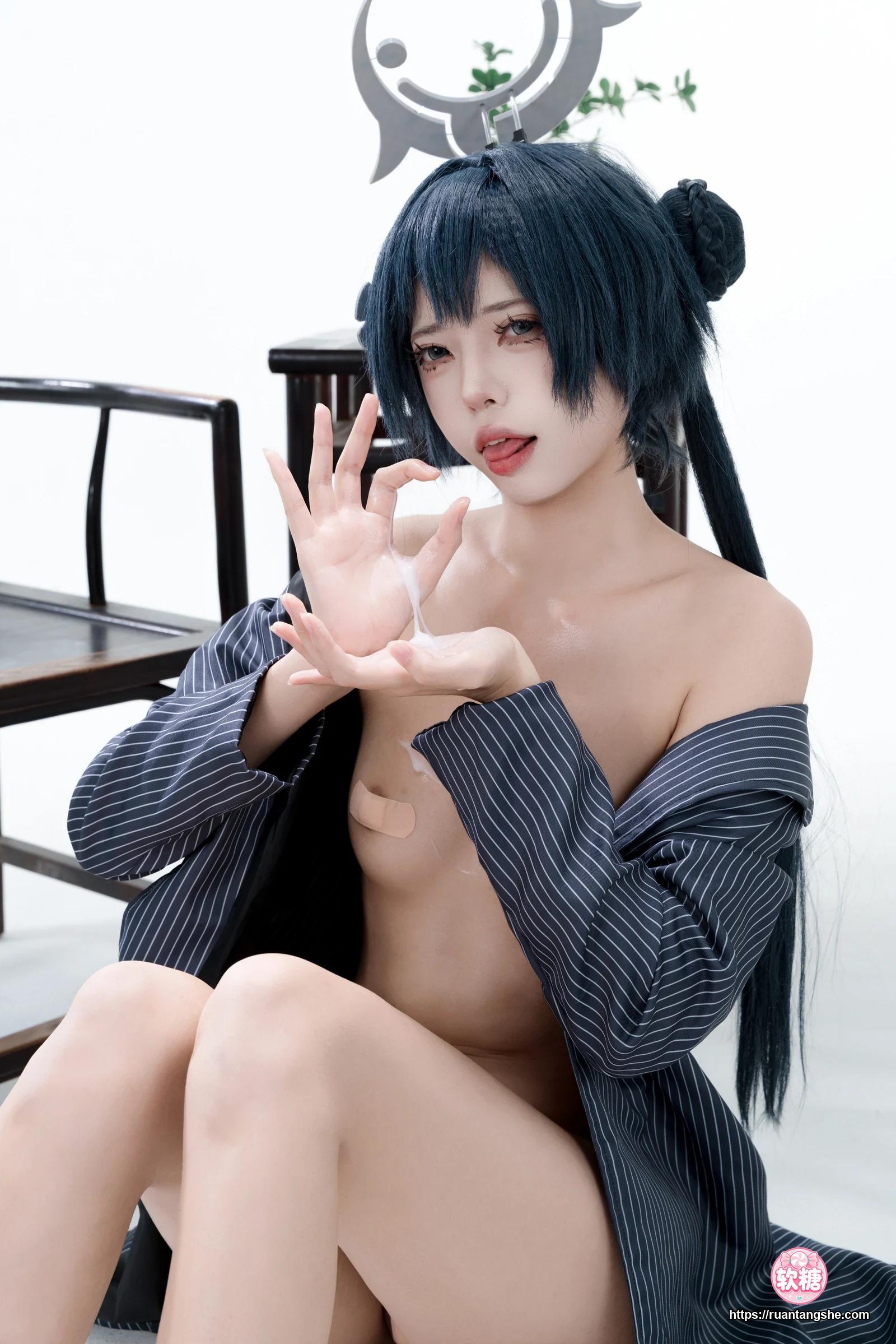 君颜圆又圆 君颜圆又圆 NO.001 - 龙华妃咲