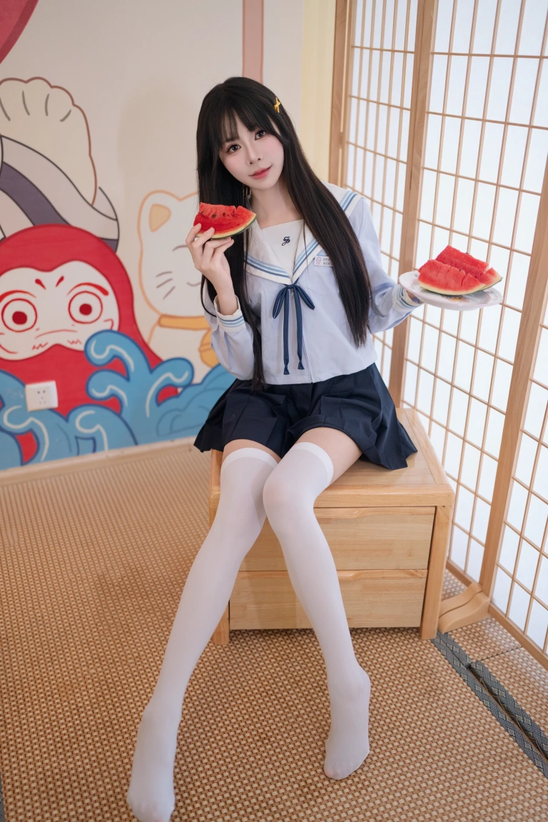 吃了个迟《夏日呓语》写真图集 162P｜在线预览与图包下载