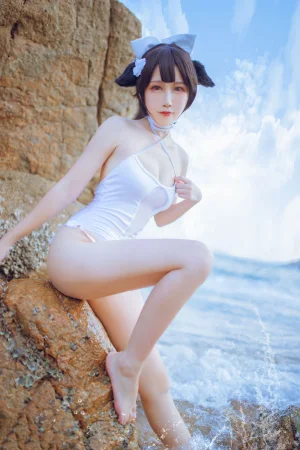不呆猫《獒犬海边泳装（&抖娘）》写真图集 41P｜在线预览与图包下载
