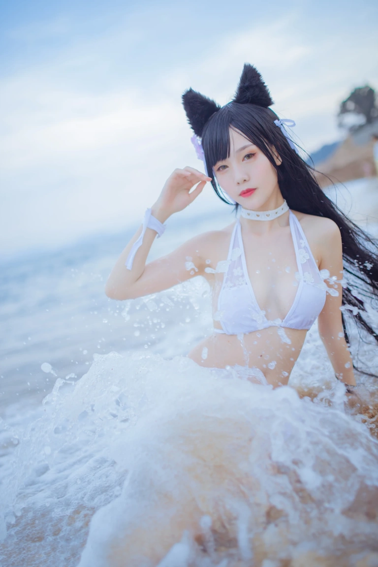 不呆猫《獒犬海边泳装（&抖娘）》写真图集 41P｜在线预览与图包下载