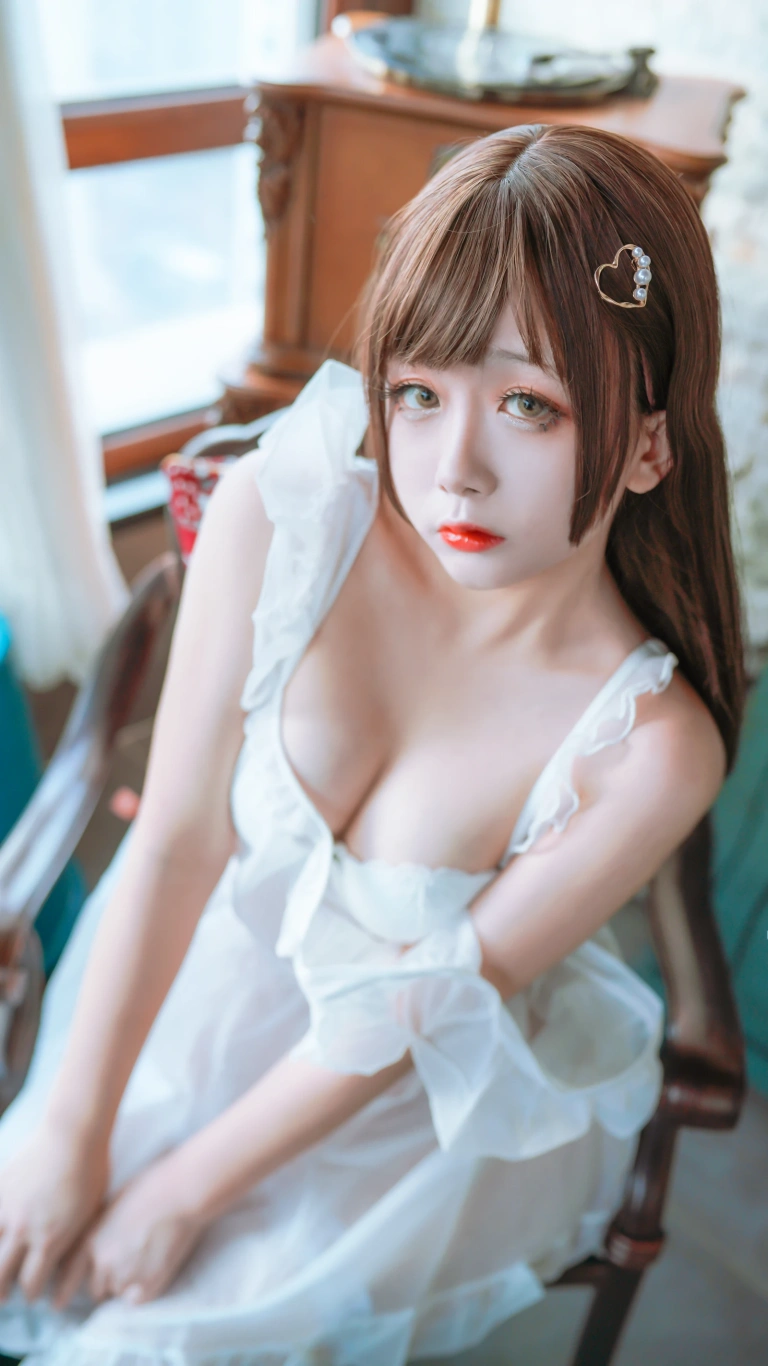 日奈娇(椎名莜)《透明围裙（5w福利）》写真图集 35P｜在线预览与图包下载