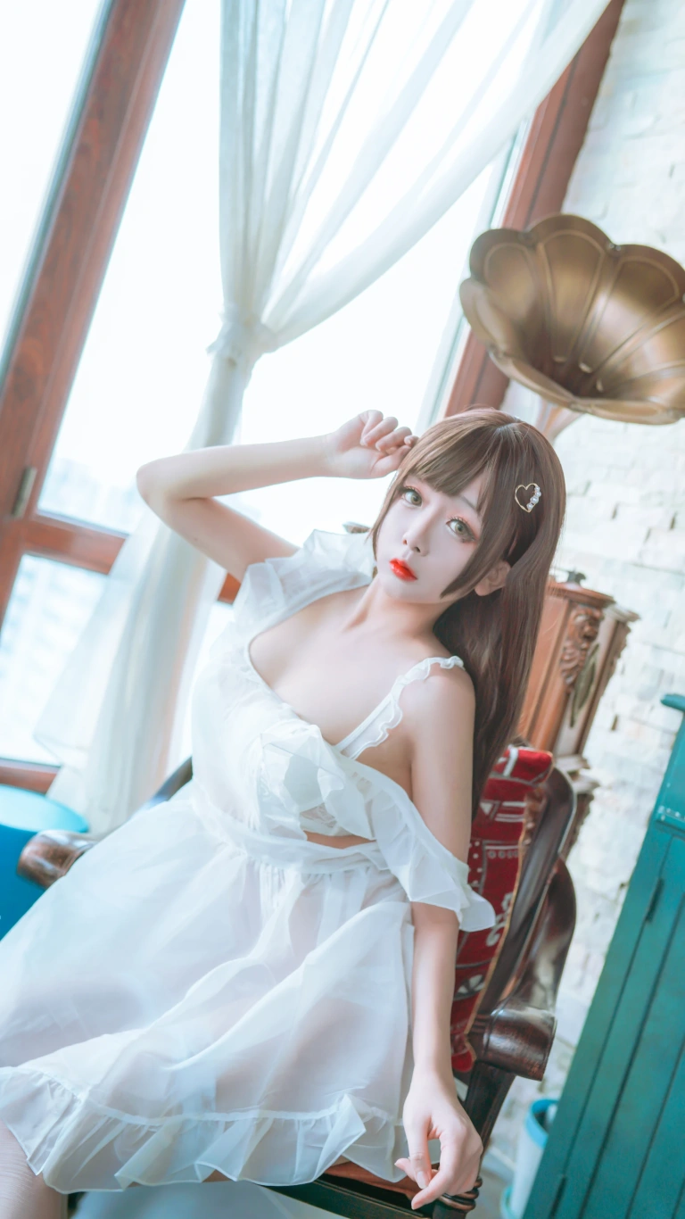 日奈娇(椎名莜)《透明围裙（5w福利）》写真图集 35P｜在线预览与图包下载