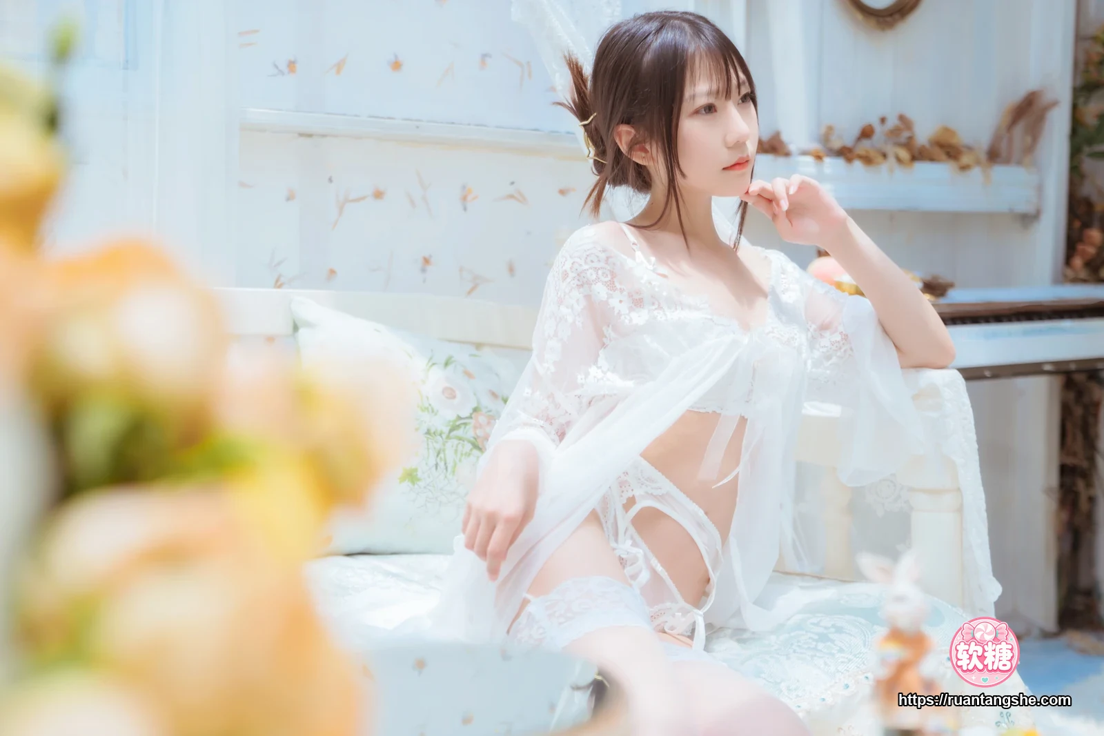 香草喵露露 香草喵露露 NO.001 - 玻璃房少女