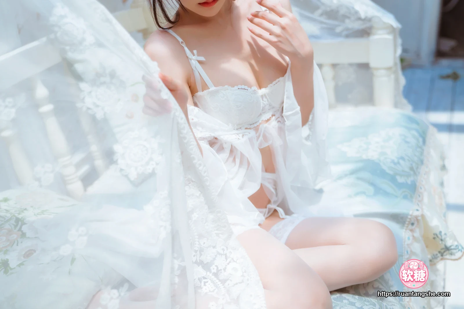 香草喵露露 香草喵露露 NO.001 - 玻璃房少女
