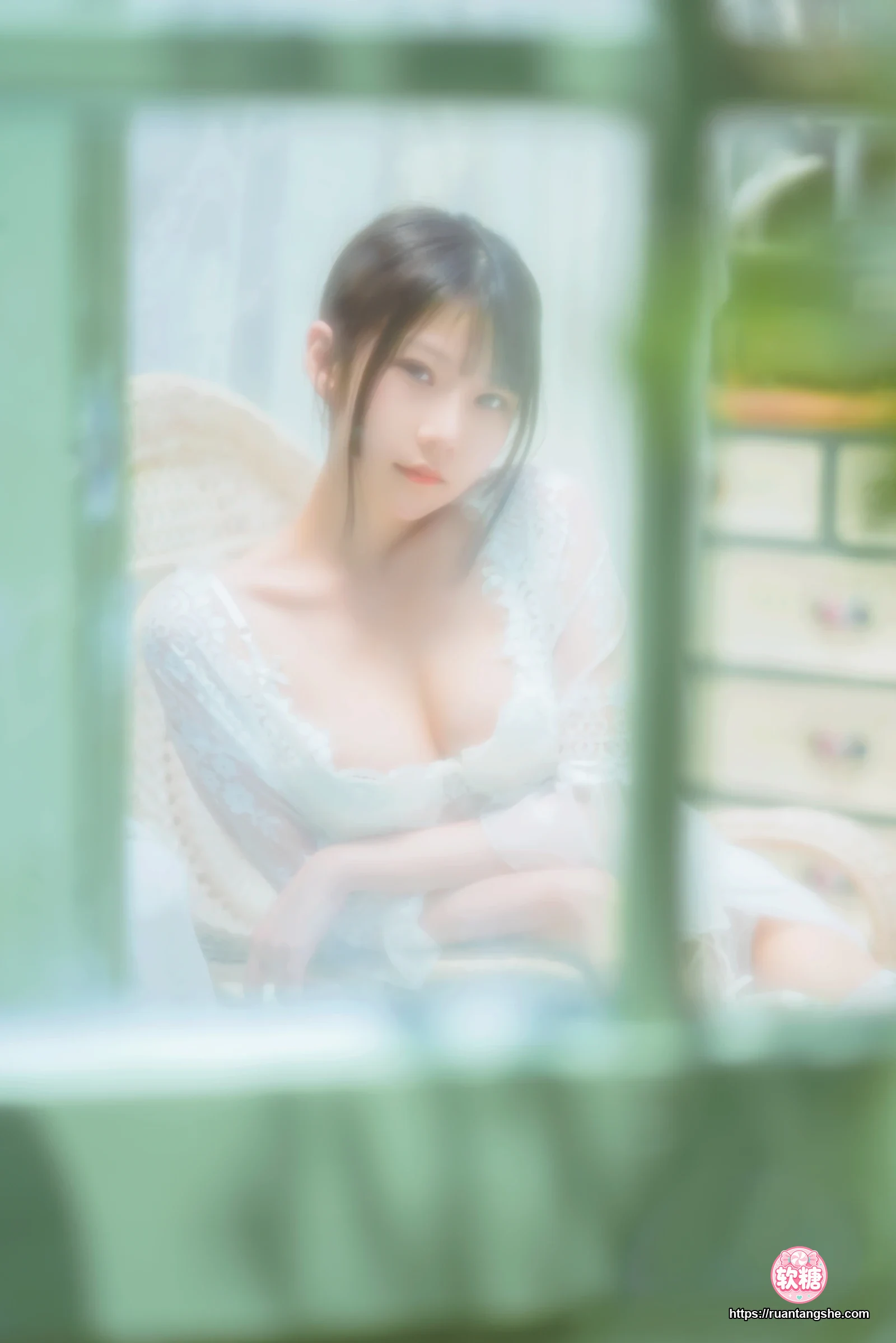 香草喵露露 香草喵露露 NO.001 - 玻璃房少女