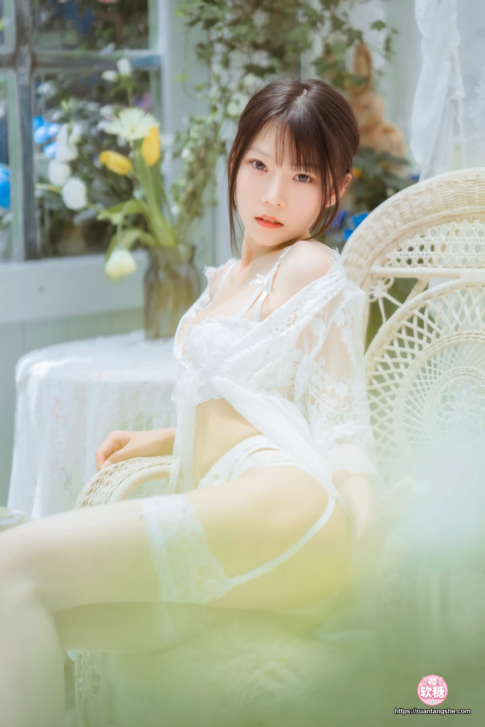 香草喵露露 香草喵露露 NO.001 - 玻璃房少女