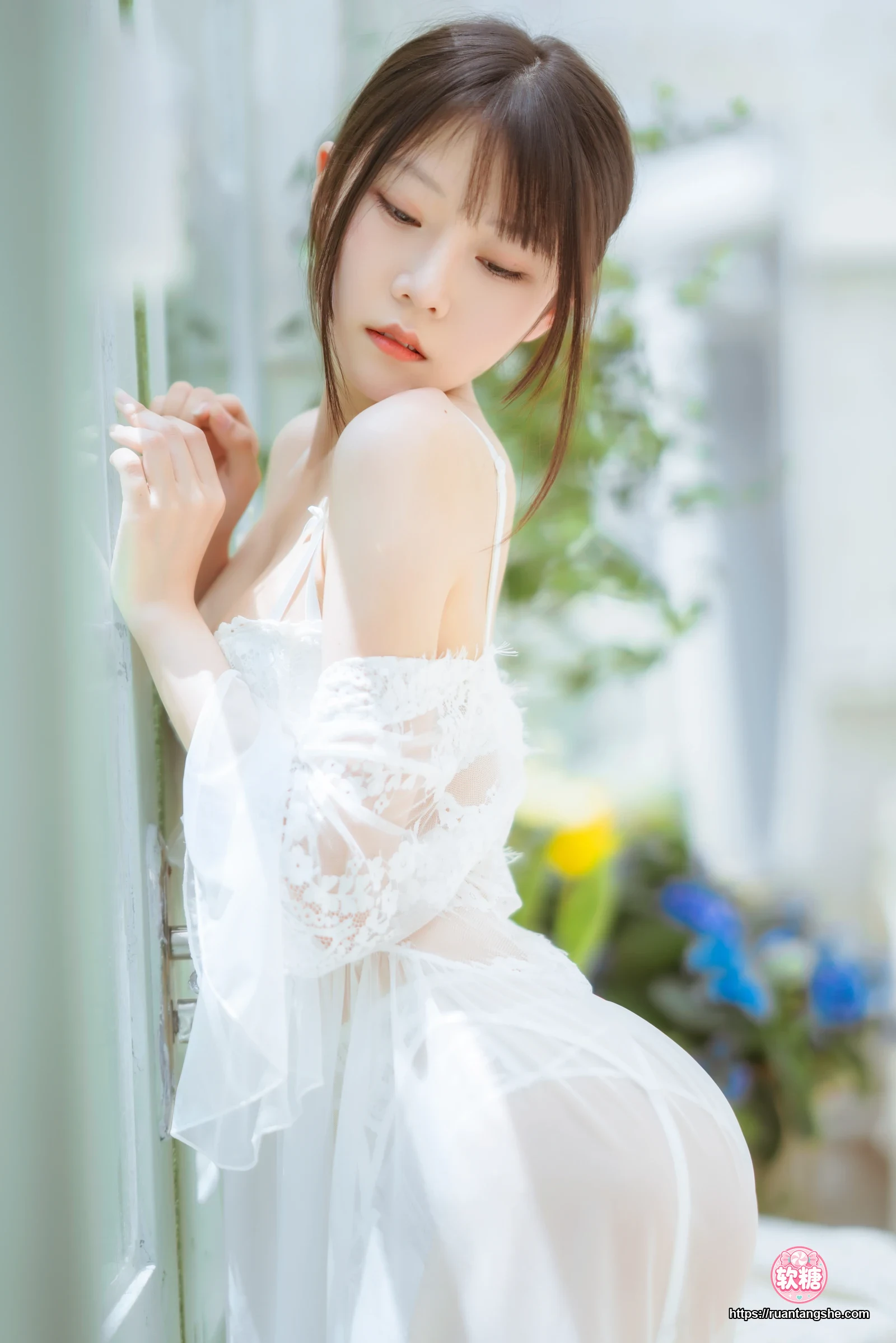 香草喵露露 香草喵露露 NO.001 - 玻璃房少女