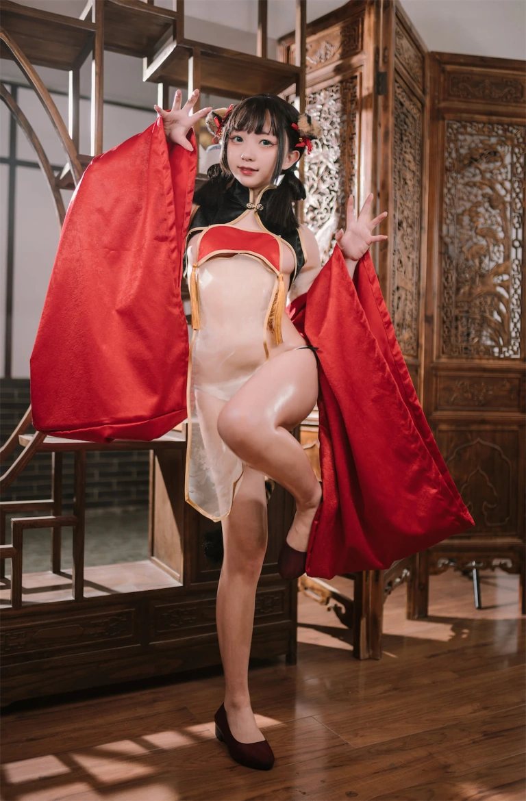 花铃《虎团团》写真图集 84P｜在线预览与图包下载